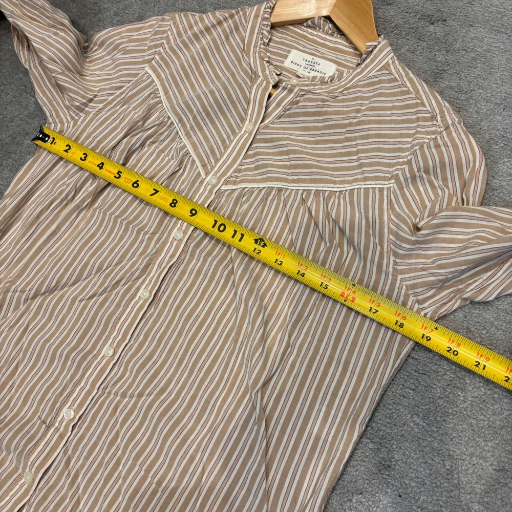 Trovata Birds of Paradis Top Tan Striped Ruffle Collar Button Down Shirt Small - Picture 6 of 7